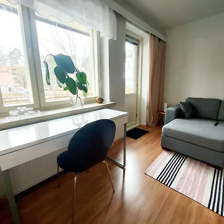 Apartment Spacious Studio Near The Center Of