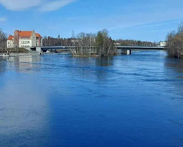 Appartement Spacious Near The Center Of *